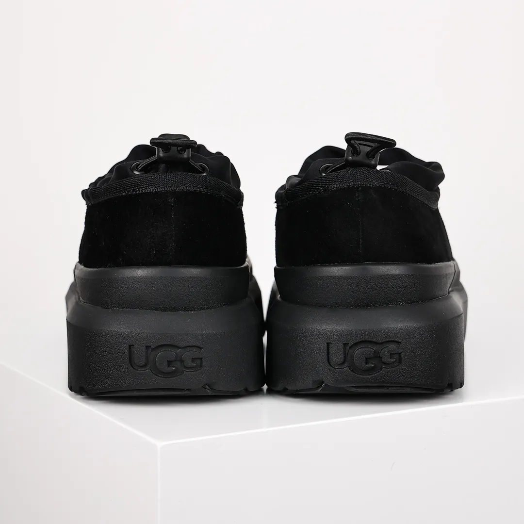 Pick up locally 💰Female size 330 Men's size 380 UGG 23S new winter products Half toe cap and low top 1144096 Imported sheepskin fur Purchasing for exclusive quality High elastic Modern midsole External non-slip outsole Leg drawstring design Very easy to put on and take off Sizes: 35 36 37 38 39 40 41 42 43 44 45
